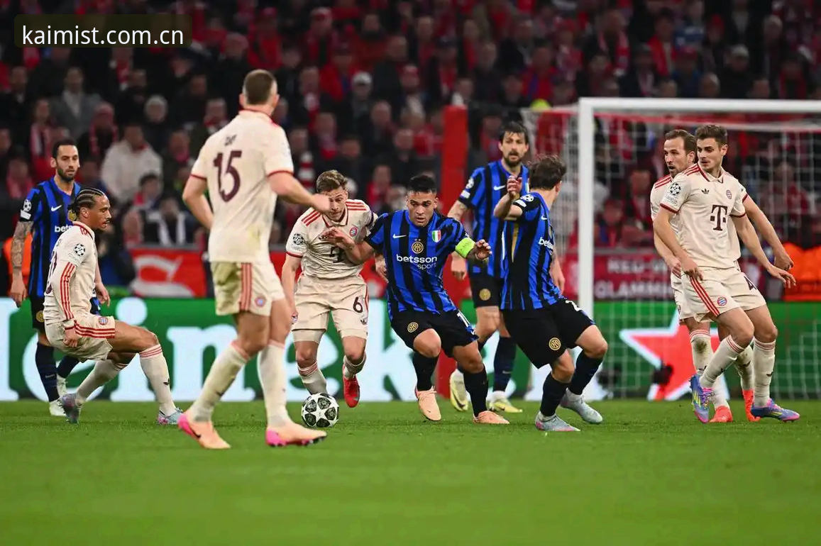 欧联杯决赛3-0 vs 弗赖堡：维拉30年冠军荒终结与云开体育入口观赛体验对比分析